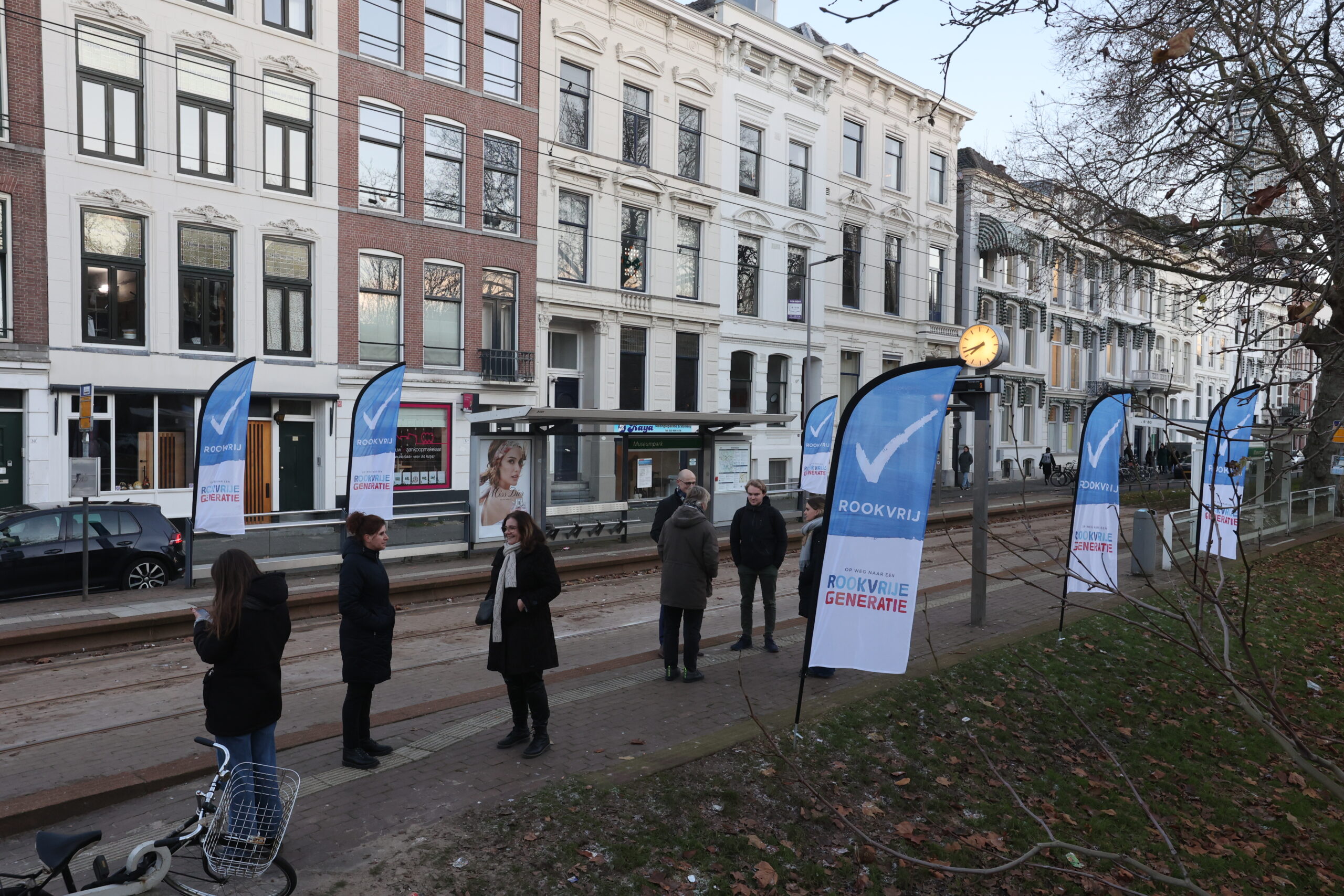 Eerste rookvrije tramhalte in Rotterdam