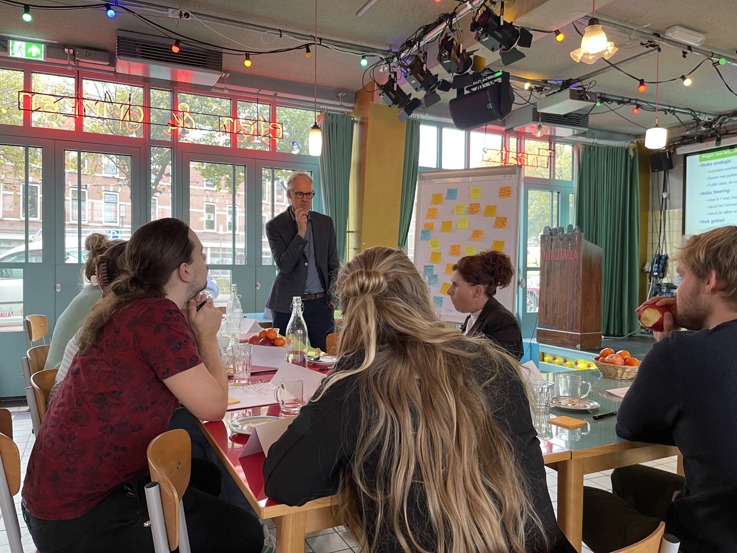 Satelliet Rotterdam Rookvrij brainstormt over rookvrije haltes