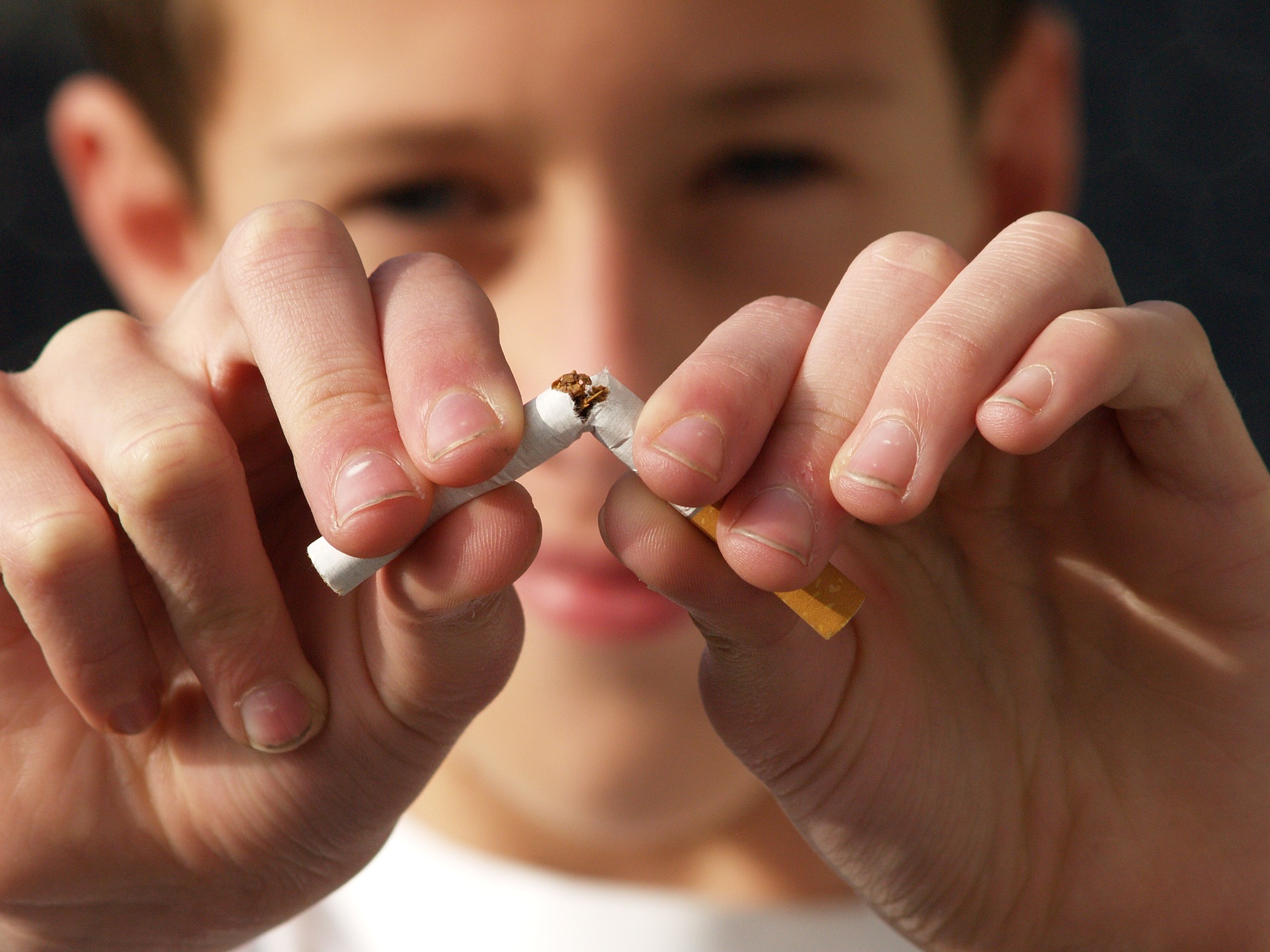 Omgaan met dagelijkse stress helpt rokers met stoppen